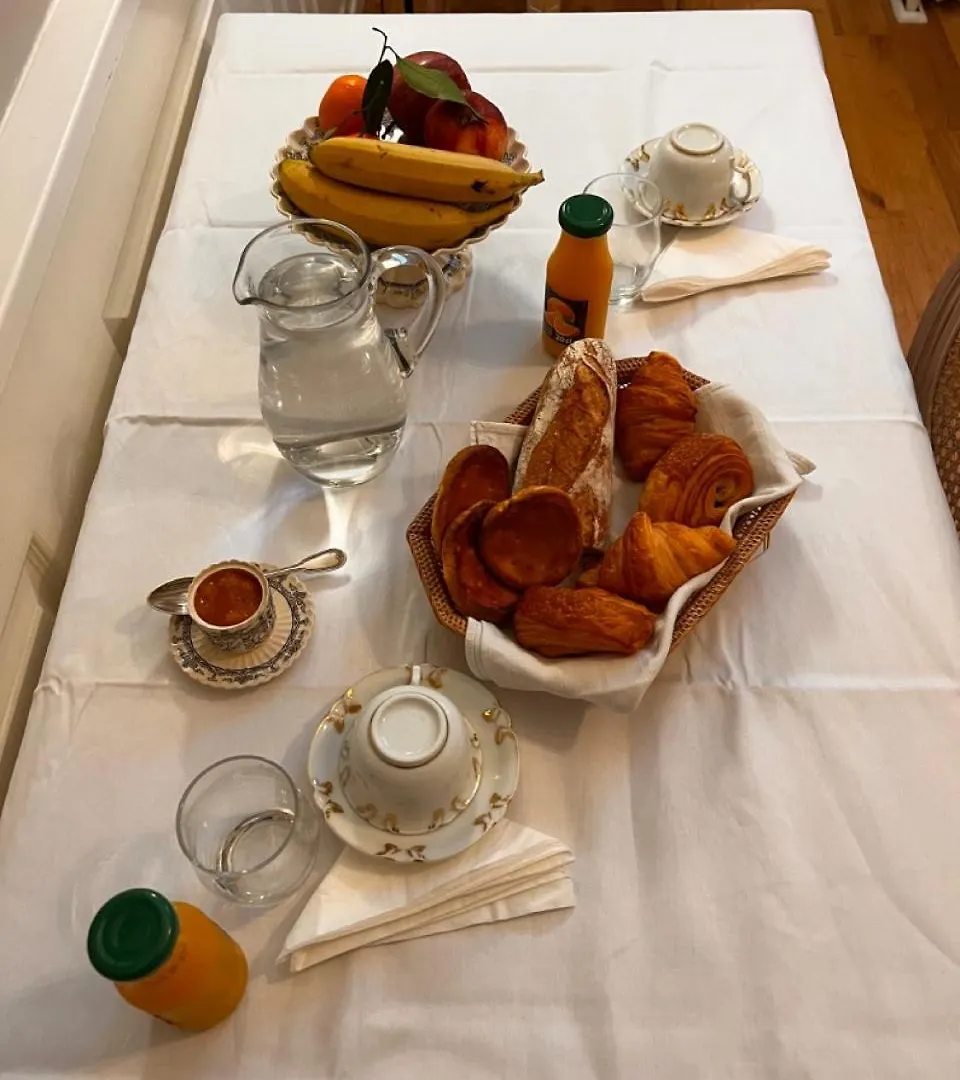 Bed & Breakfast Le Manoir De La Cane Montfort-sur-Meu Francia